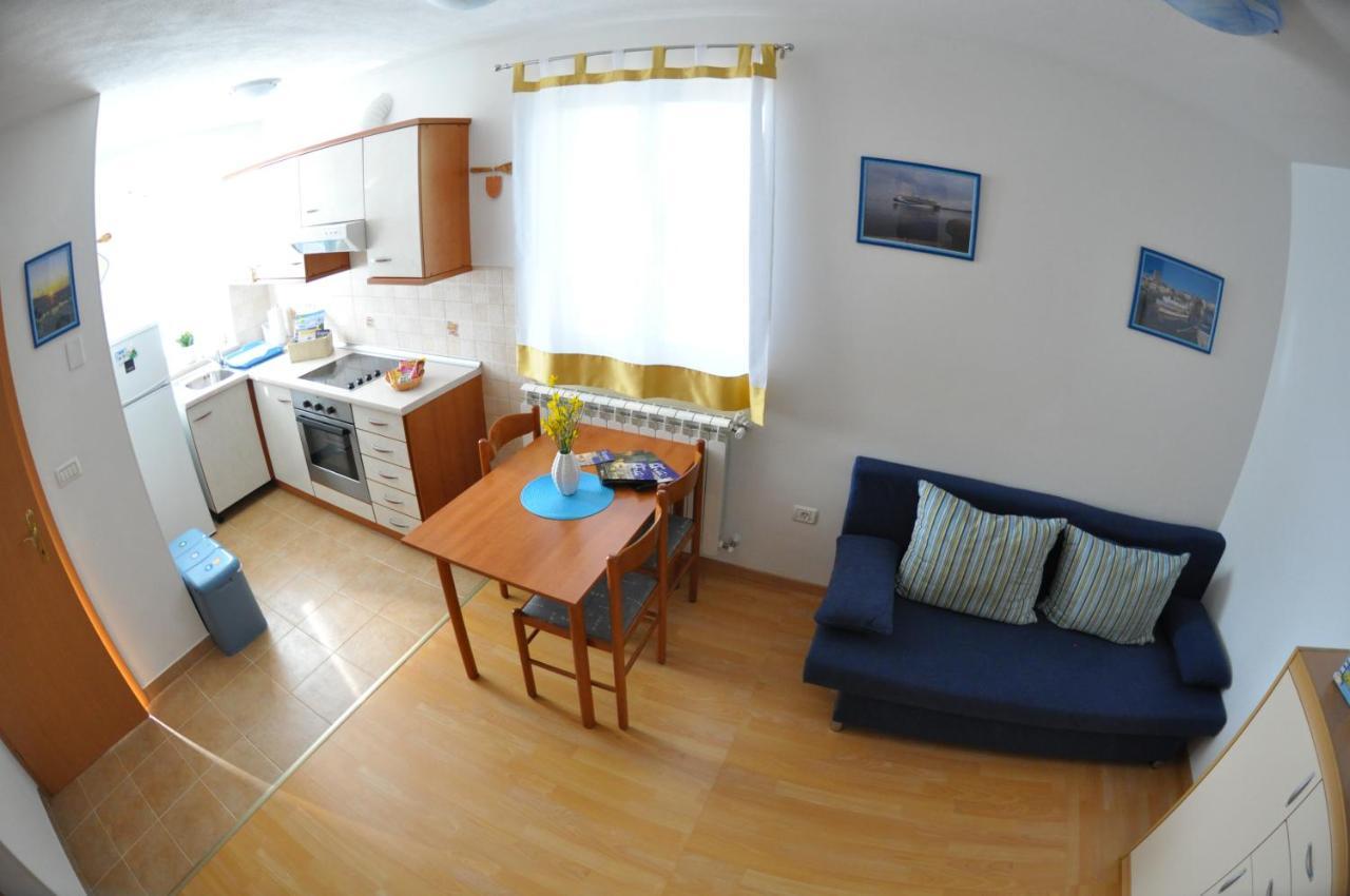 Apartma Brnistra Ginestra Koper Eksteriør bilde